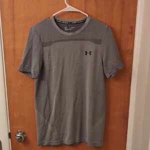 Under Armour Men's Gray T-Shirt